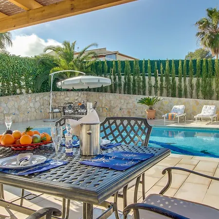 Villa Marisol