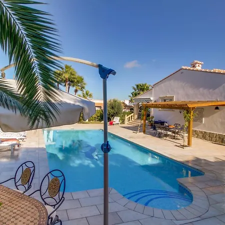Villa Marisol *